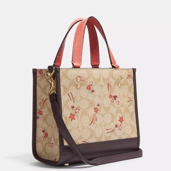Giftable Coach Dempsey Tote 22 In Signature Canvas With Heart And Star Print - Picture 3 of 15